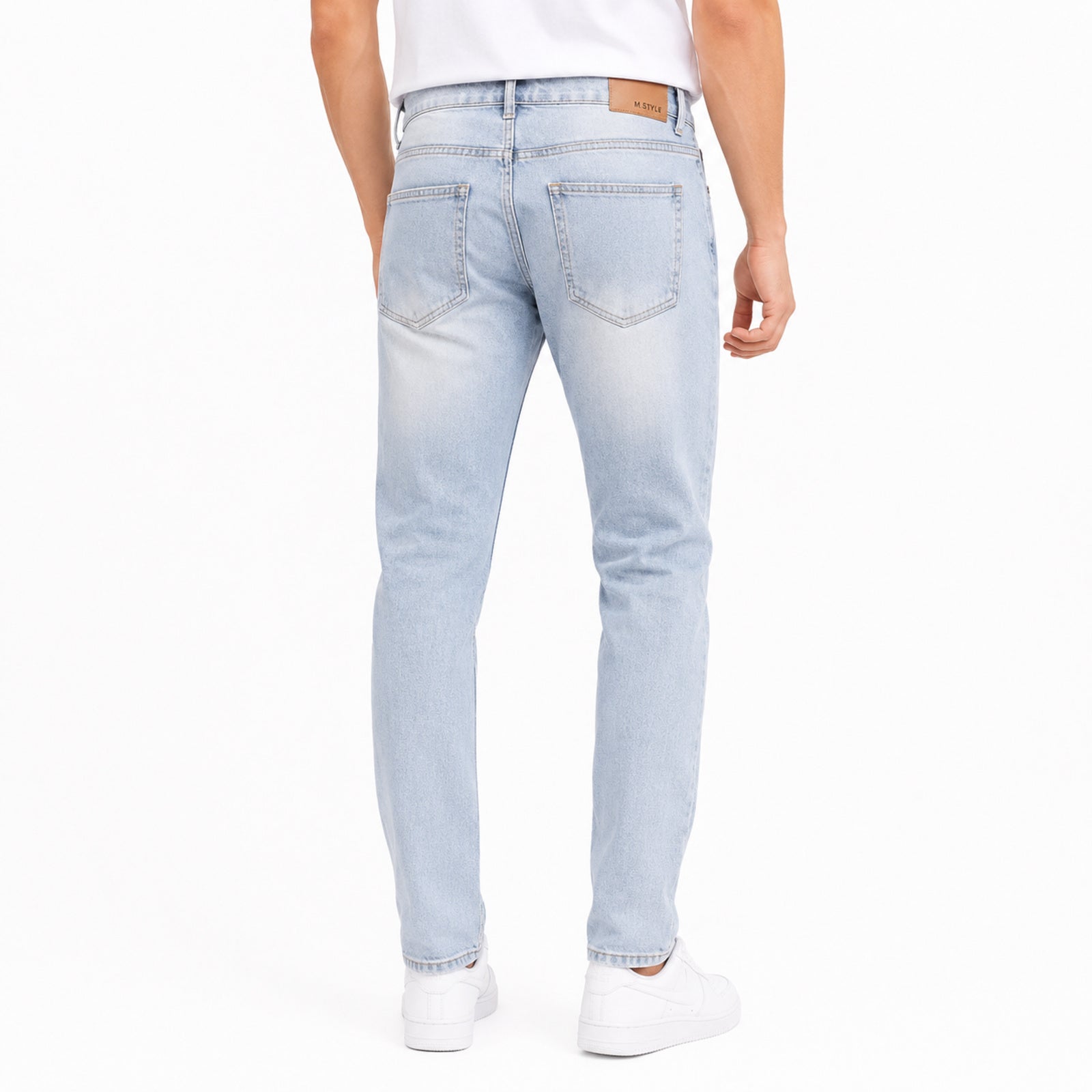Men's Light Blue Ice-Wash Regular Fit Casual Denim Jeans