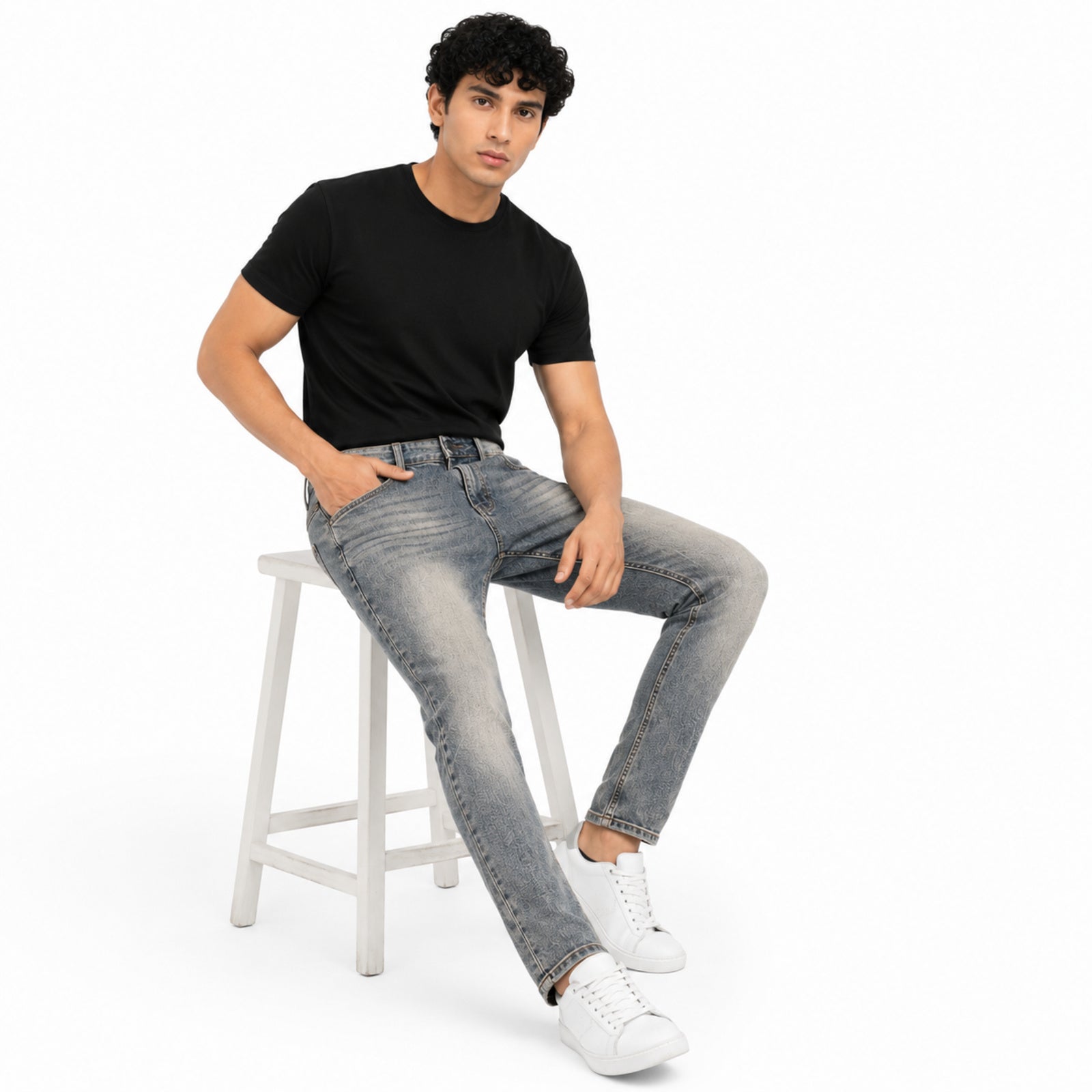 Men's Light Blue Washed Slim Fit Casual Denim Jeans