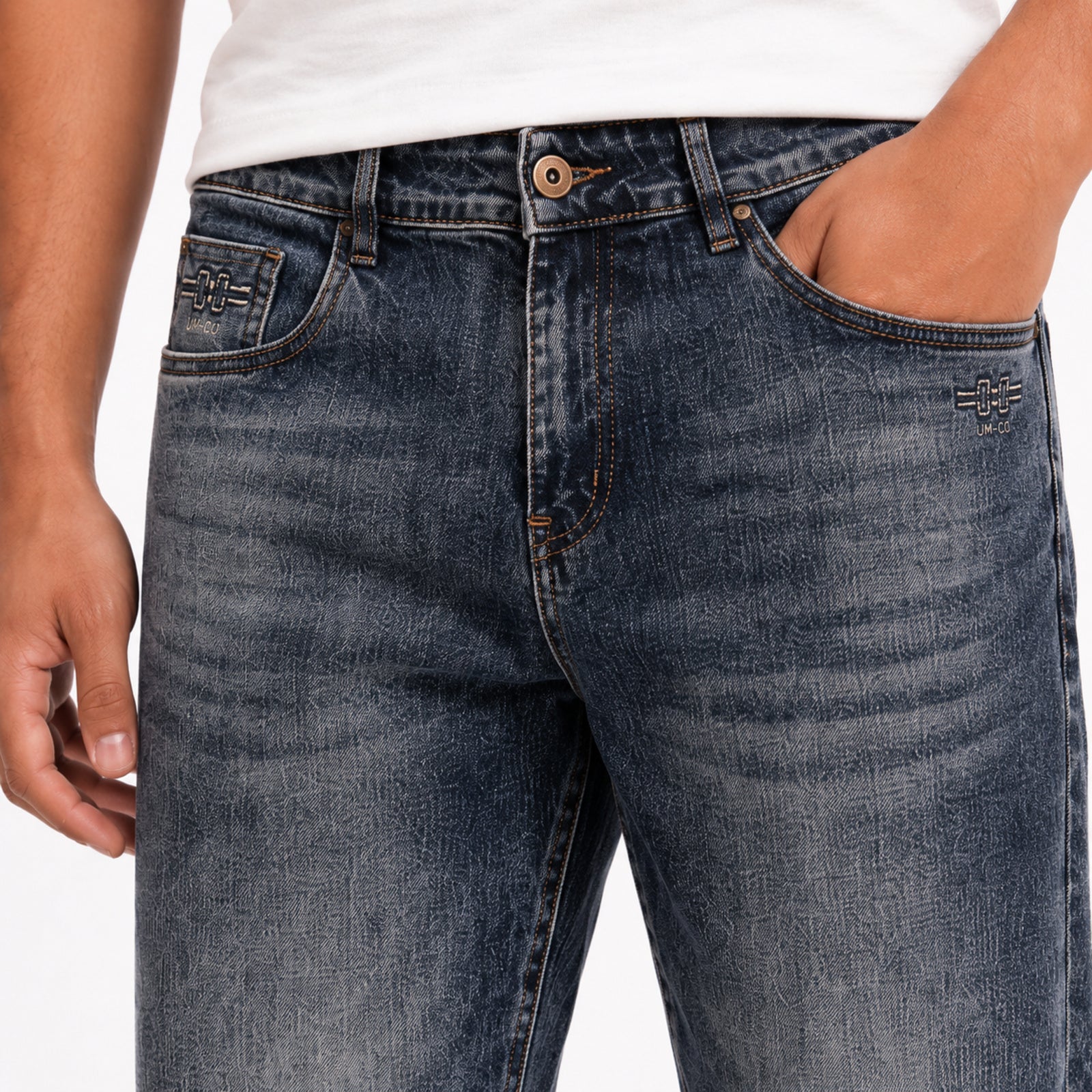 Men's Blackish Indigowash Slim Fit Urban Casual Denim Jeans