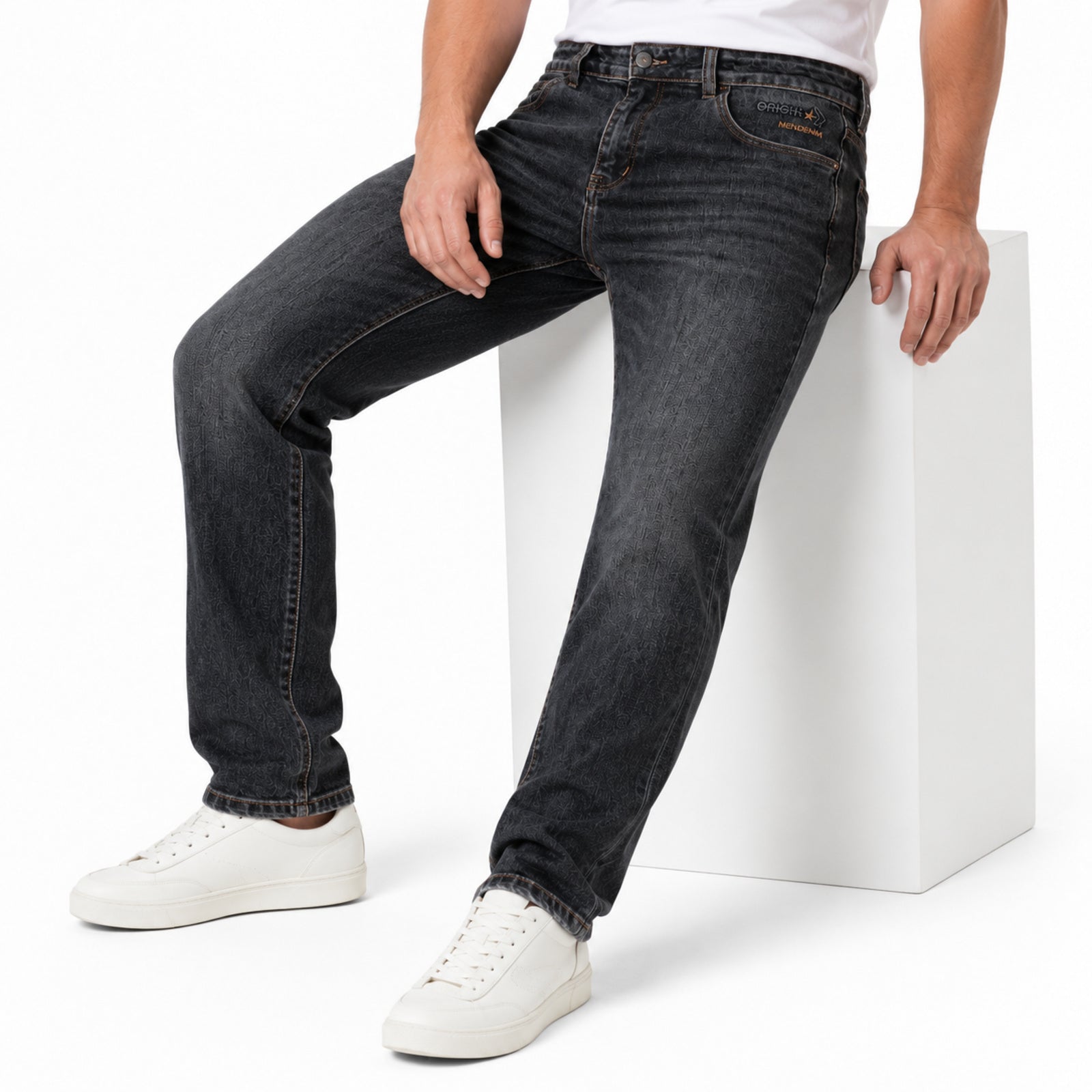 Men's Blackish Indigowash Regular Fit Casual Denim Jeans