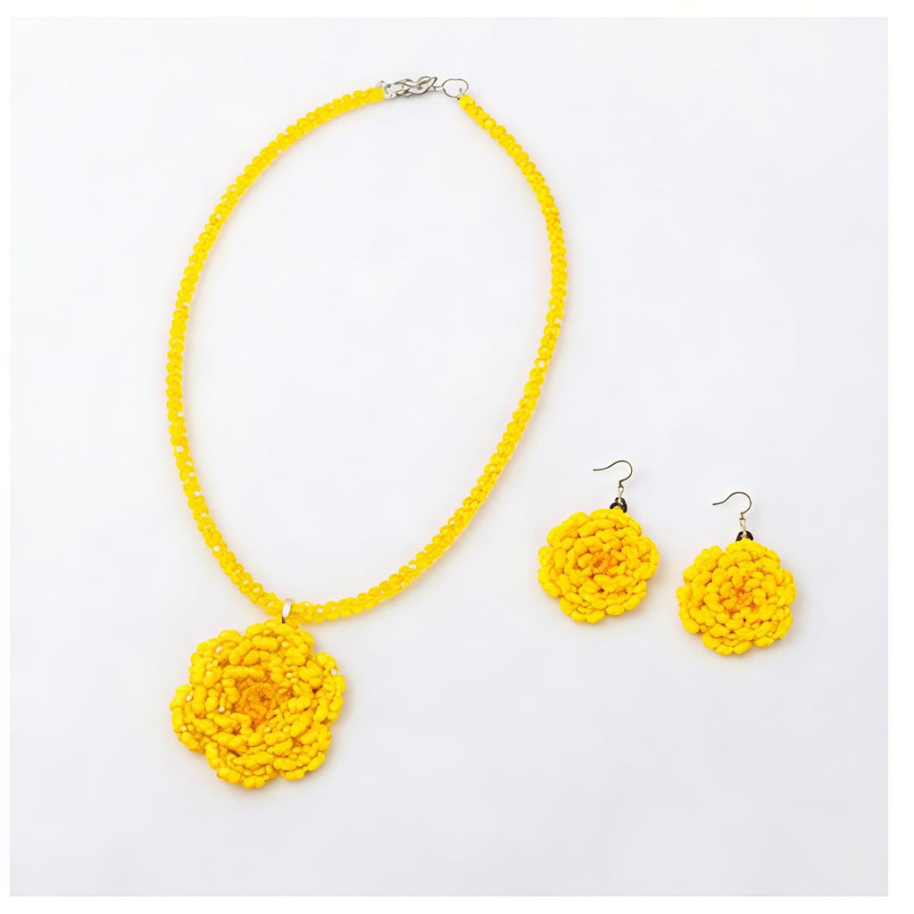 Sunshine Bloom Floral Beaded Necklace Set