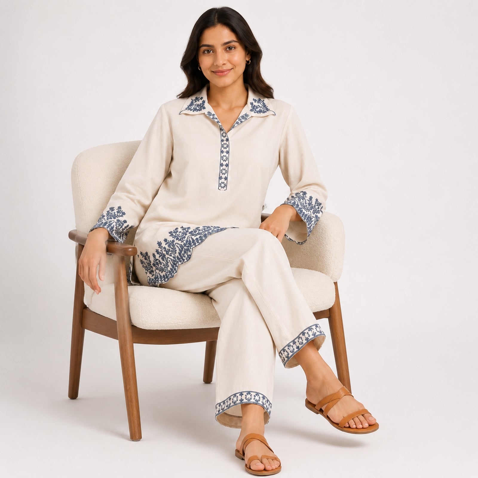 Women's Off-White Floral Embroidered Collared Kurta and Pants Co-ord Set-3
