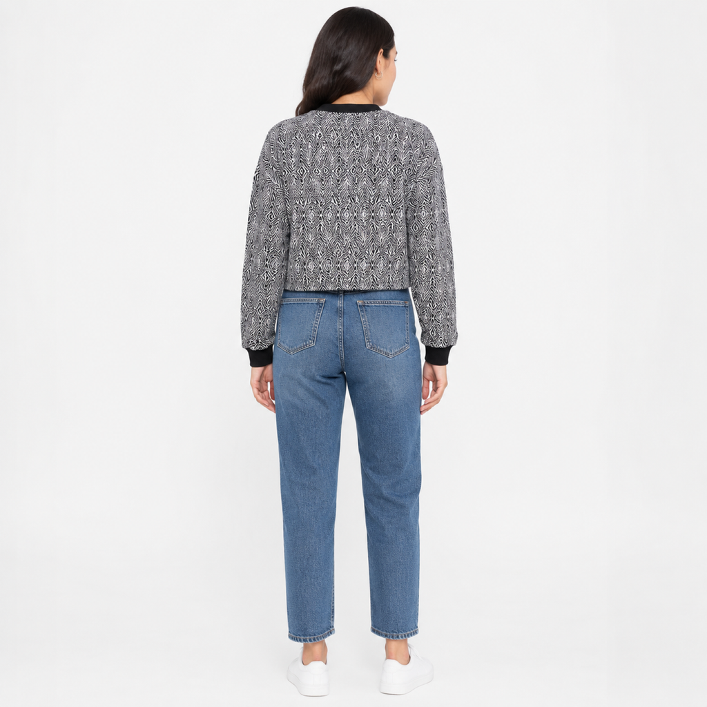 Women's Black & White Abstract Print Full Sleeve Sweatshirt-3