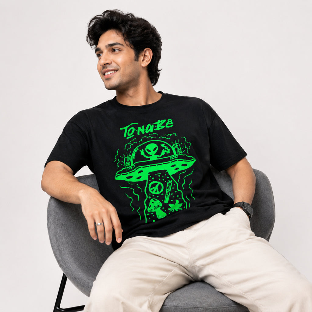 Men's Black Graphic Printed Crew Neck T-Shirt-2