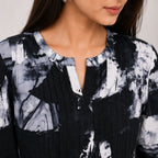 Women's Black Abstract Print Long Sleeve Top-4