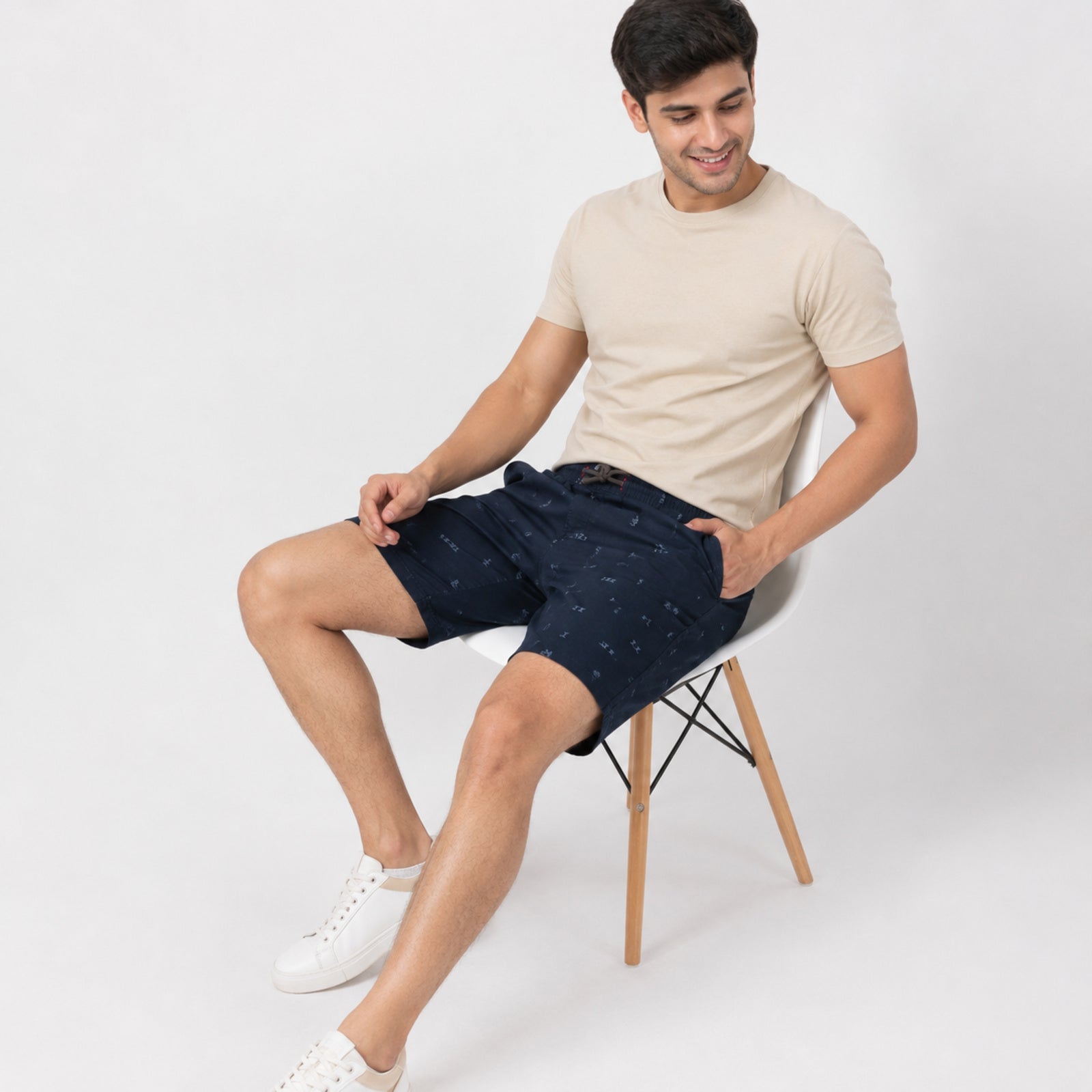 Men's Navy Blue Printed Casual Shorts-2
