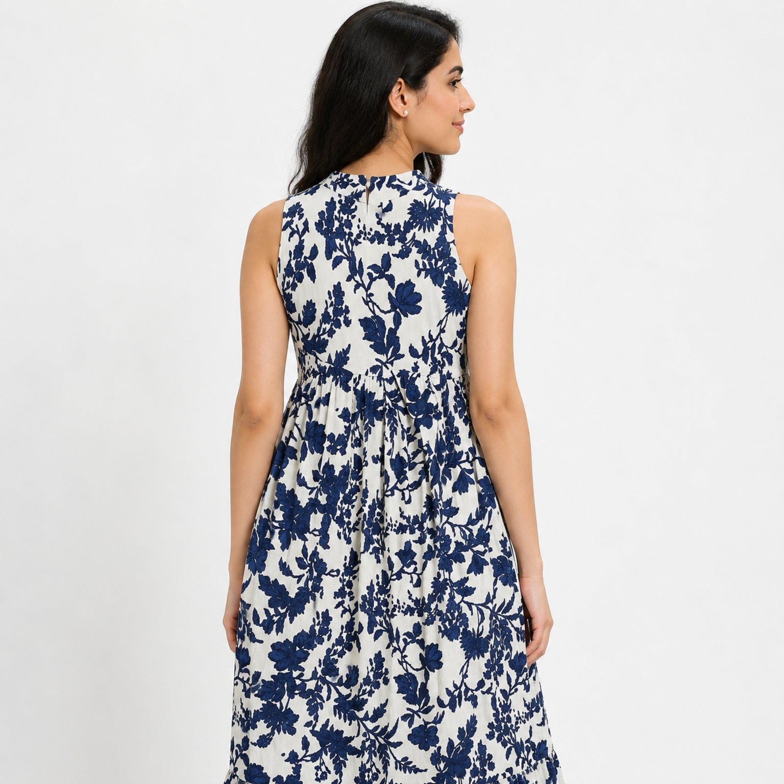 Women's Blue Floral Halter Neck Maxi Dress-4