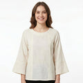 Women's White Minimal Casual Top-1