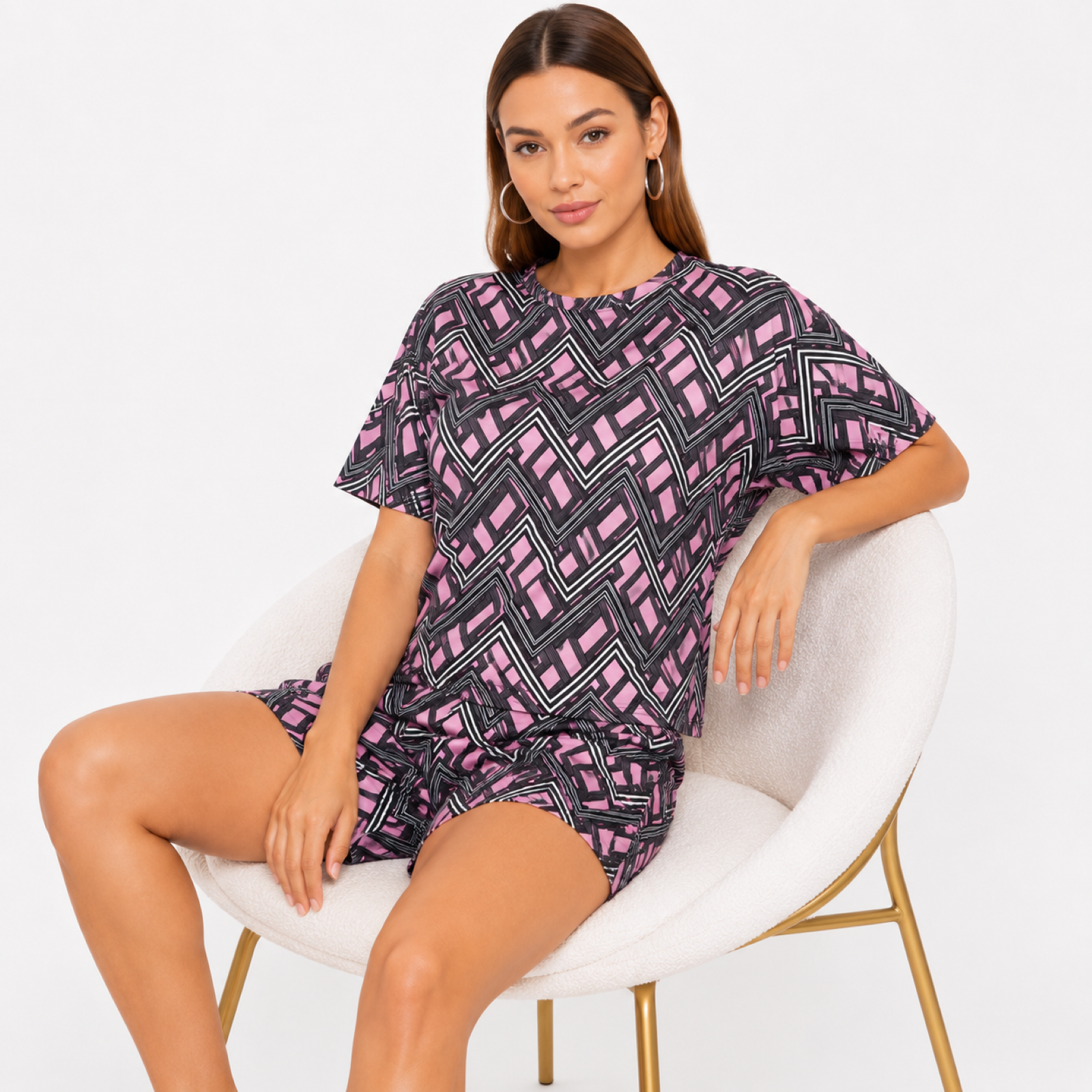 Women's Pink & Black Geometric Printed Co-Ord Set with Half Sleeve Top and Shorts-3