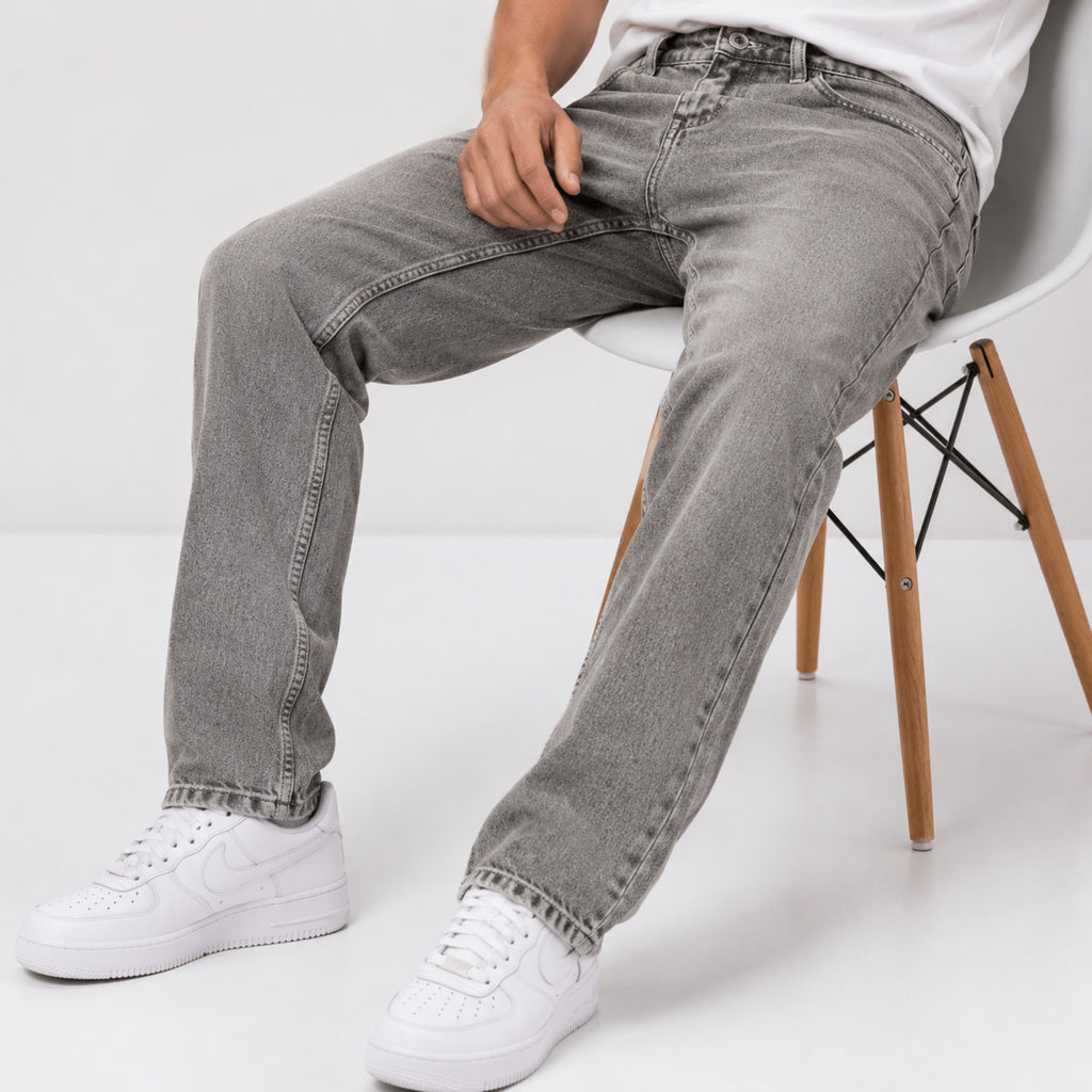 Men's Light Grey Washed Straight Fit Denim Jeans-4