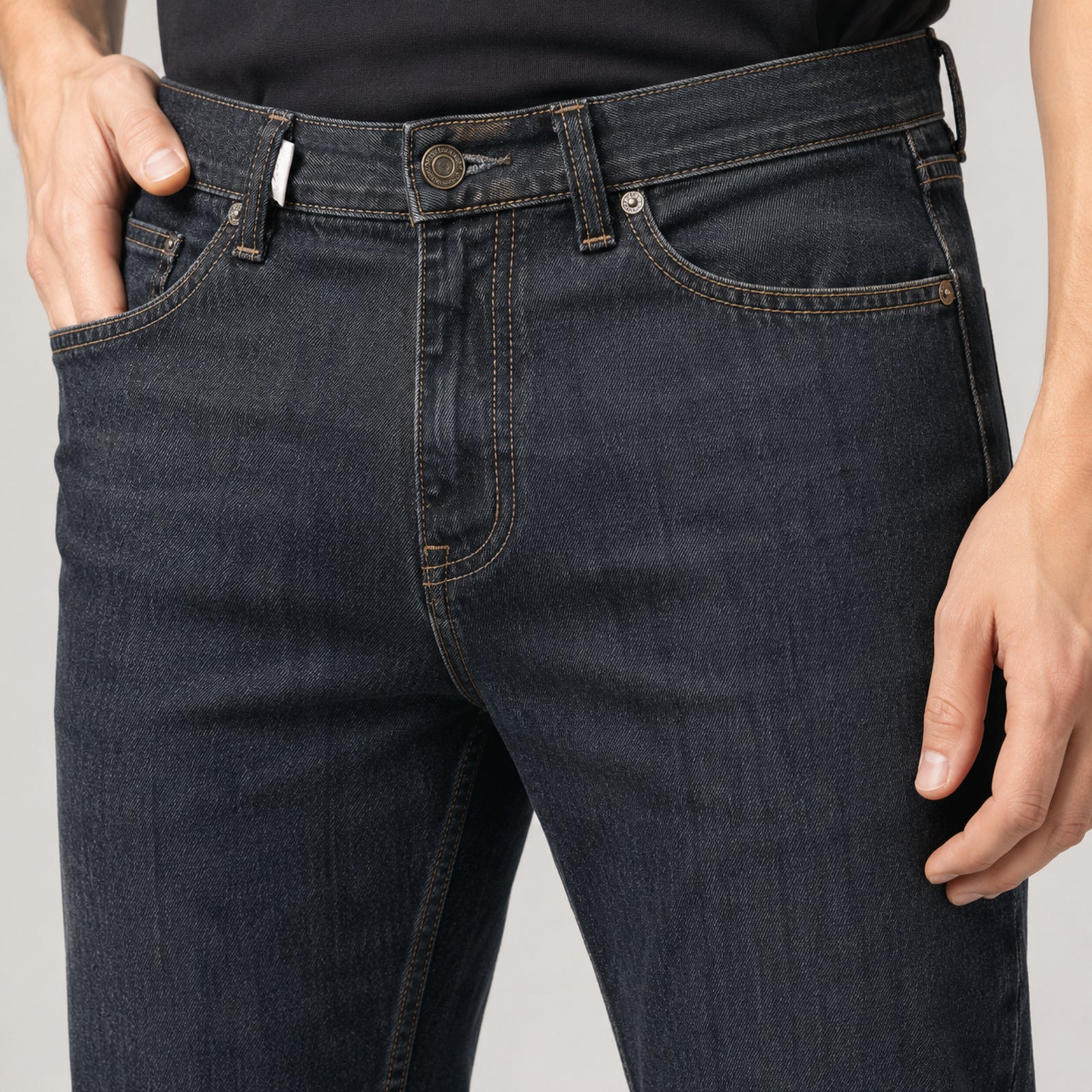 Men's Dark Blue Straight Fit Classic Denim Jeans-1