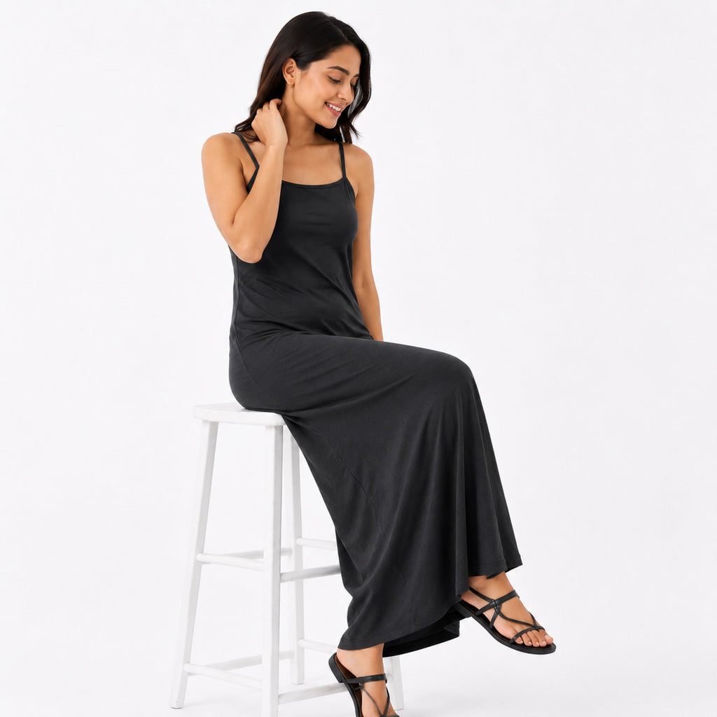Women's Black Spaghetti Strap Flowy Maxi Dress-3