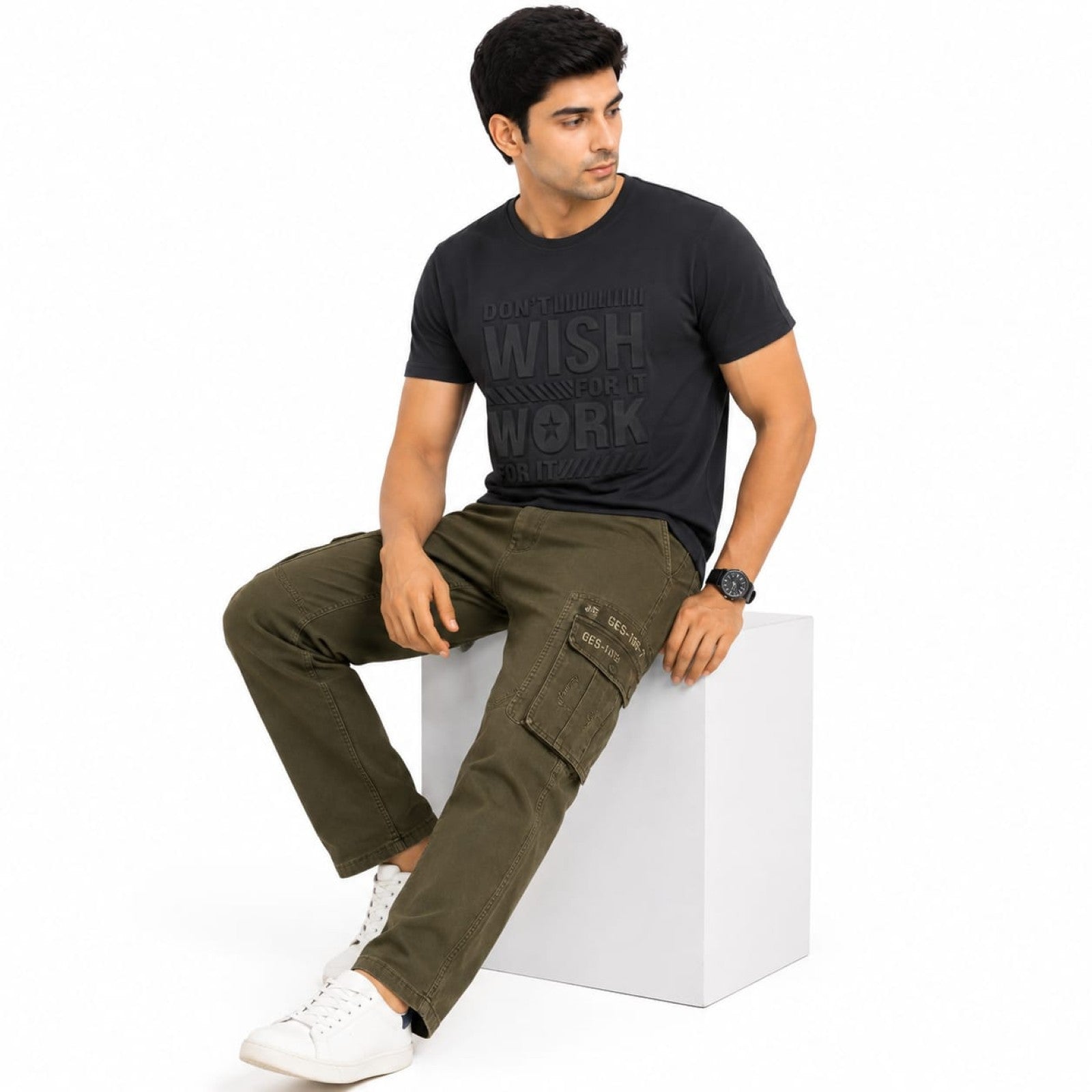 Men's Dark Grey Tonal Motivation Graphic Crew Neck T-Shirt-3