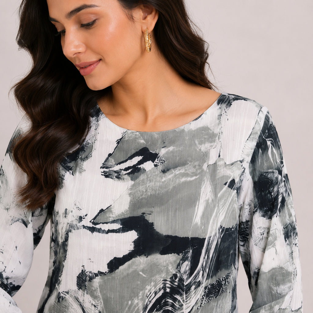 Women's Contemporary Abstract Watercolor Print Keyhole Tunic Top-3