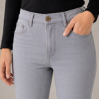 Women's Light Grey Flared Fit Denim Jeans-4