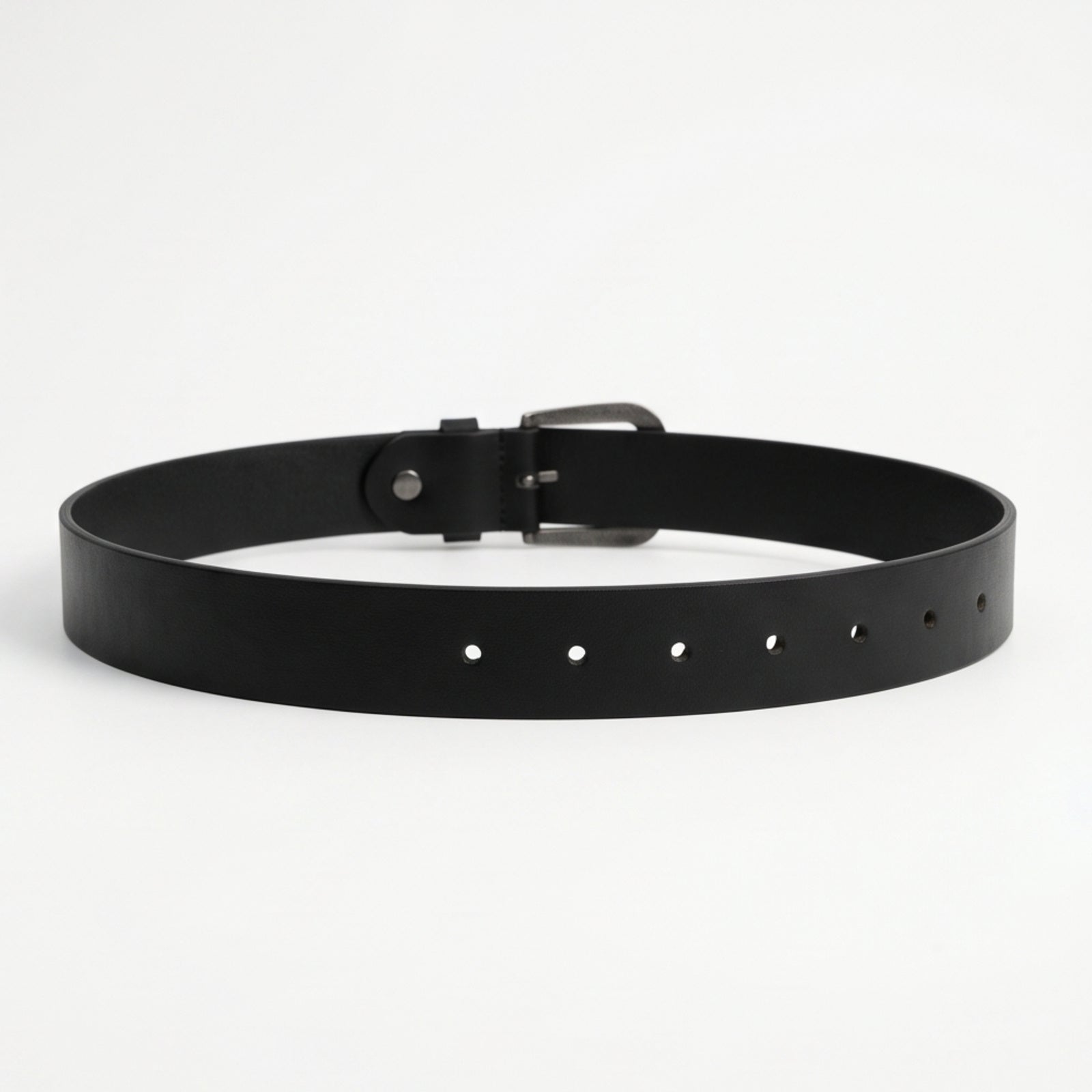Women’s Elegant Premium Black Genuine Leather Belt with Statement Gold-Tone Buckle-3