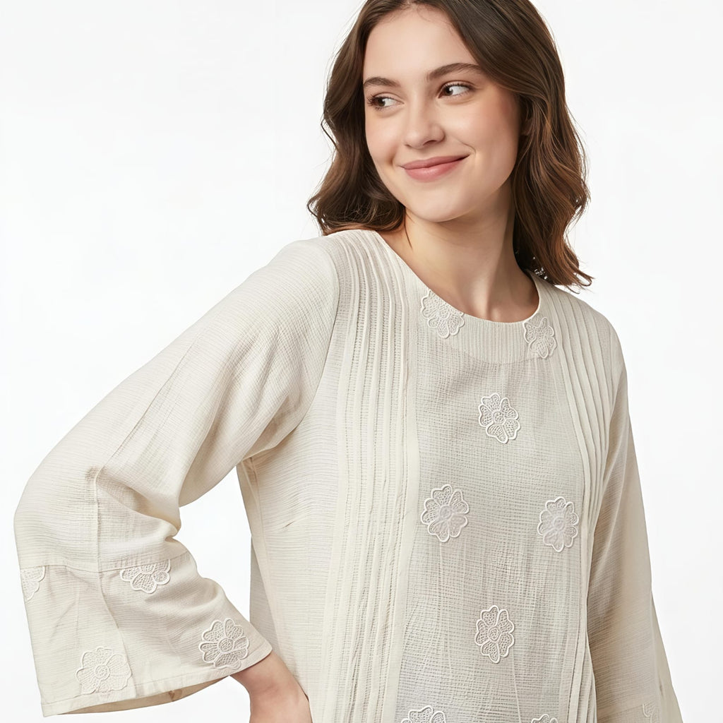 Women's White Minimal Casual Top-2