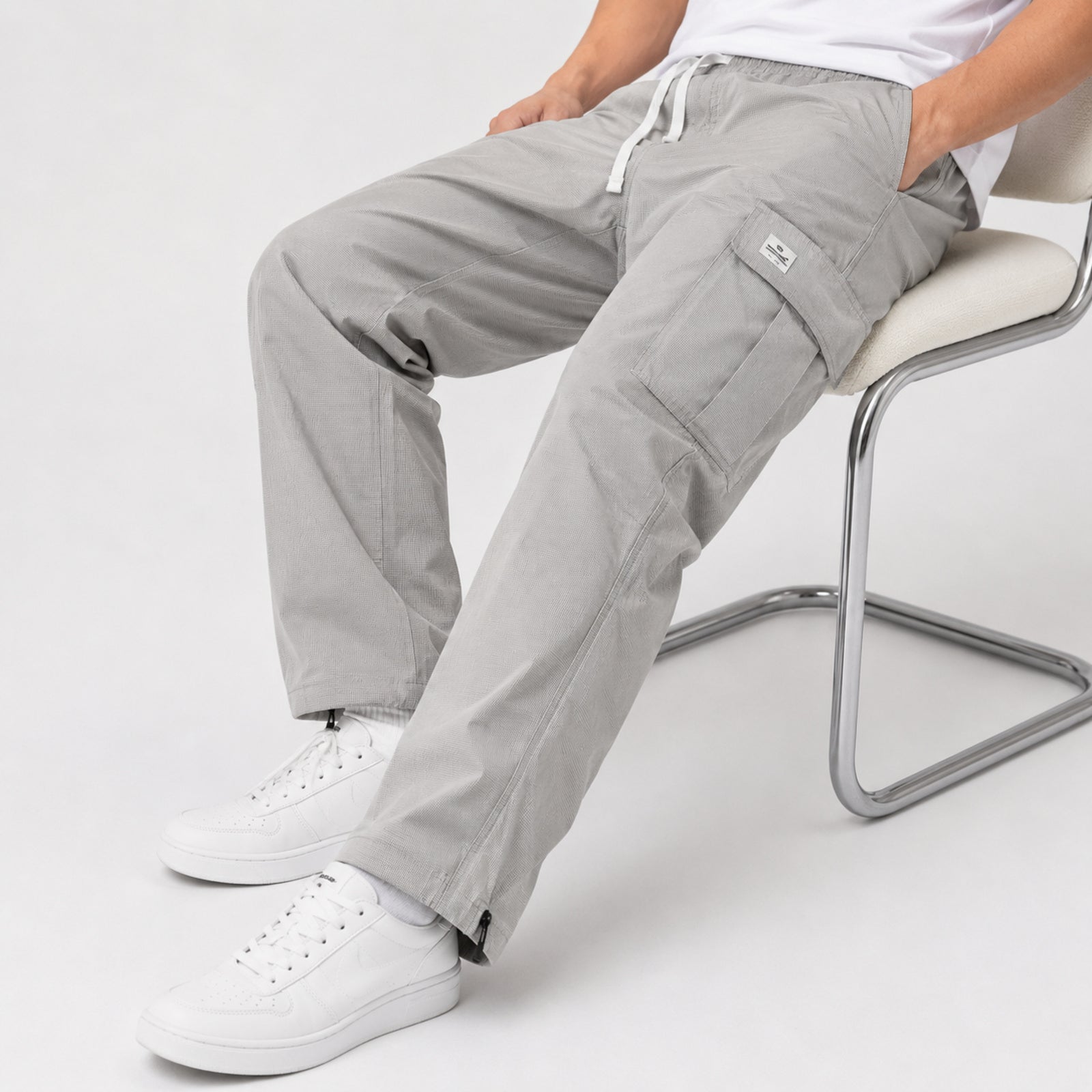 Men's Light Grey Relaxed Fit Cargo Lounge Pants-2