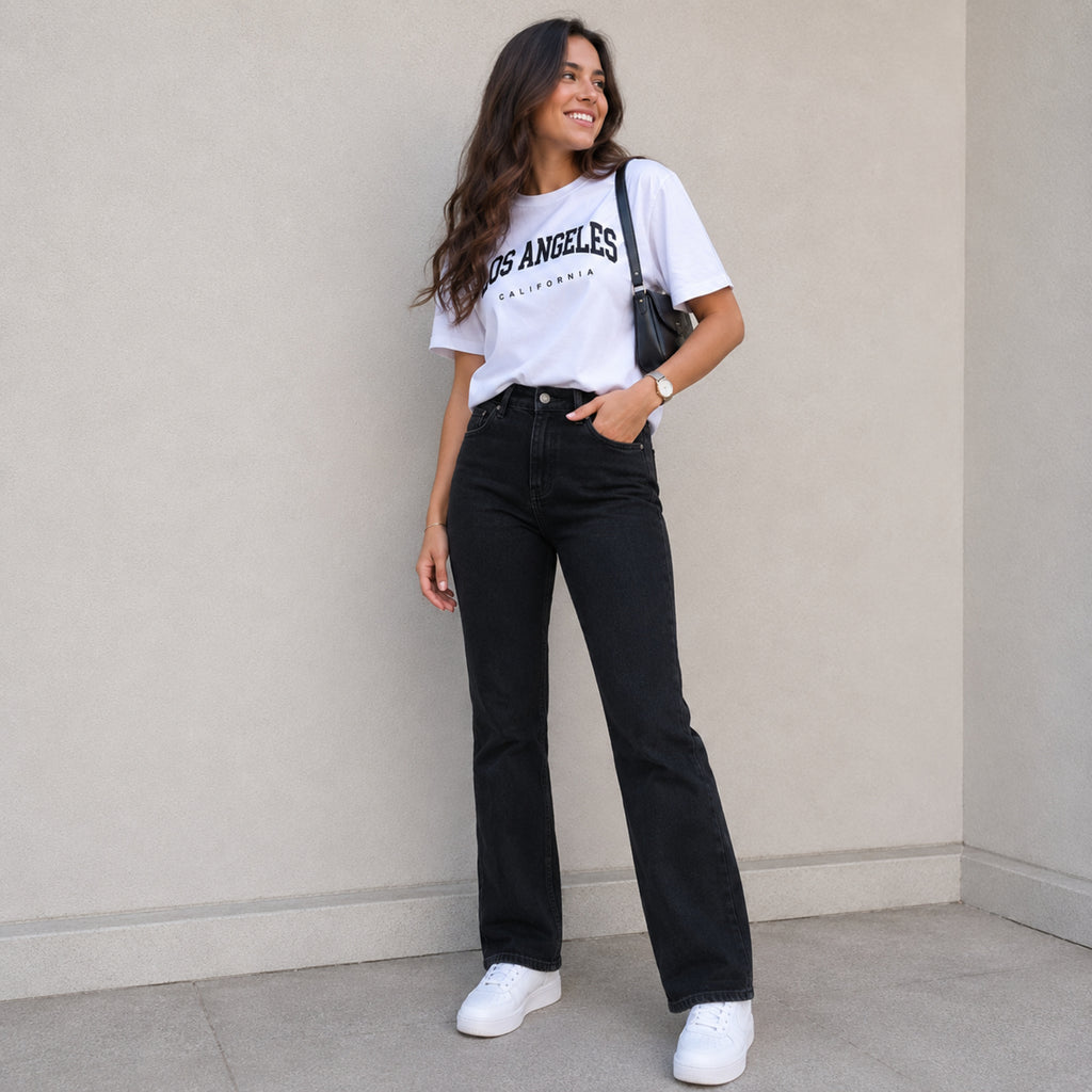 Women's Black Straight Fit Denim Jeans-3