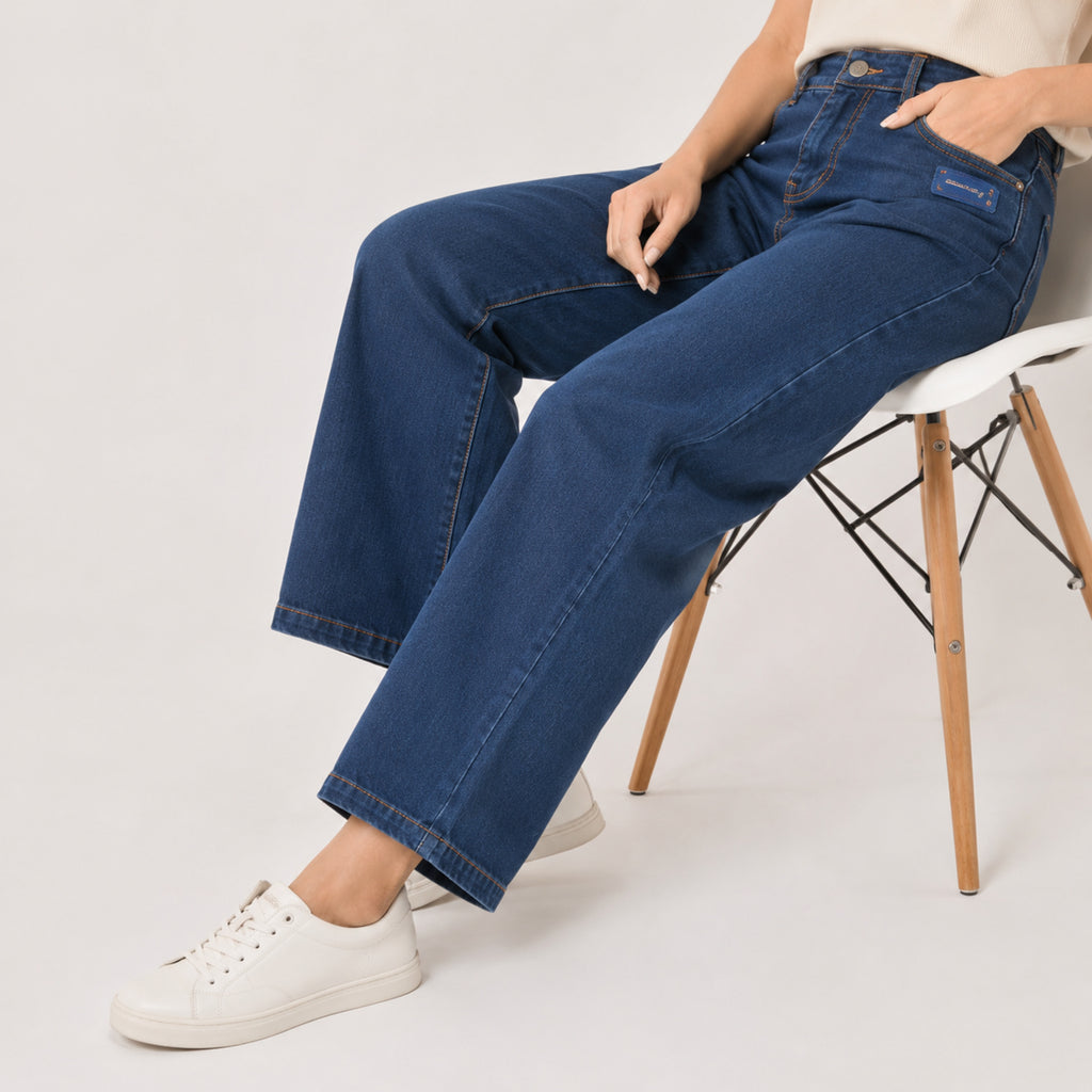 Women's Trendy Medium Indigo High-Waisted Straight-Leg Denim Jeans-3