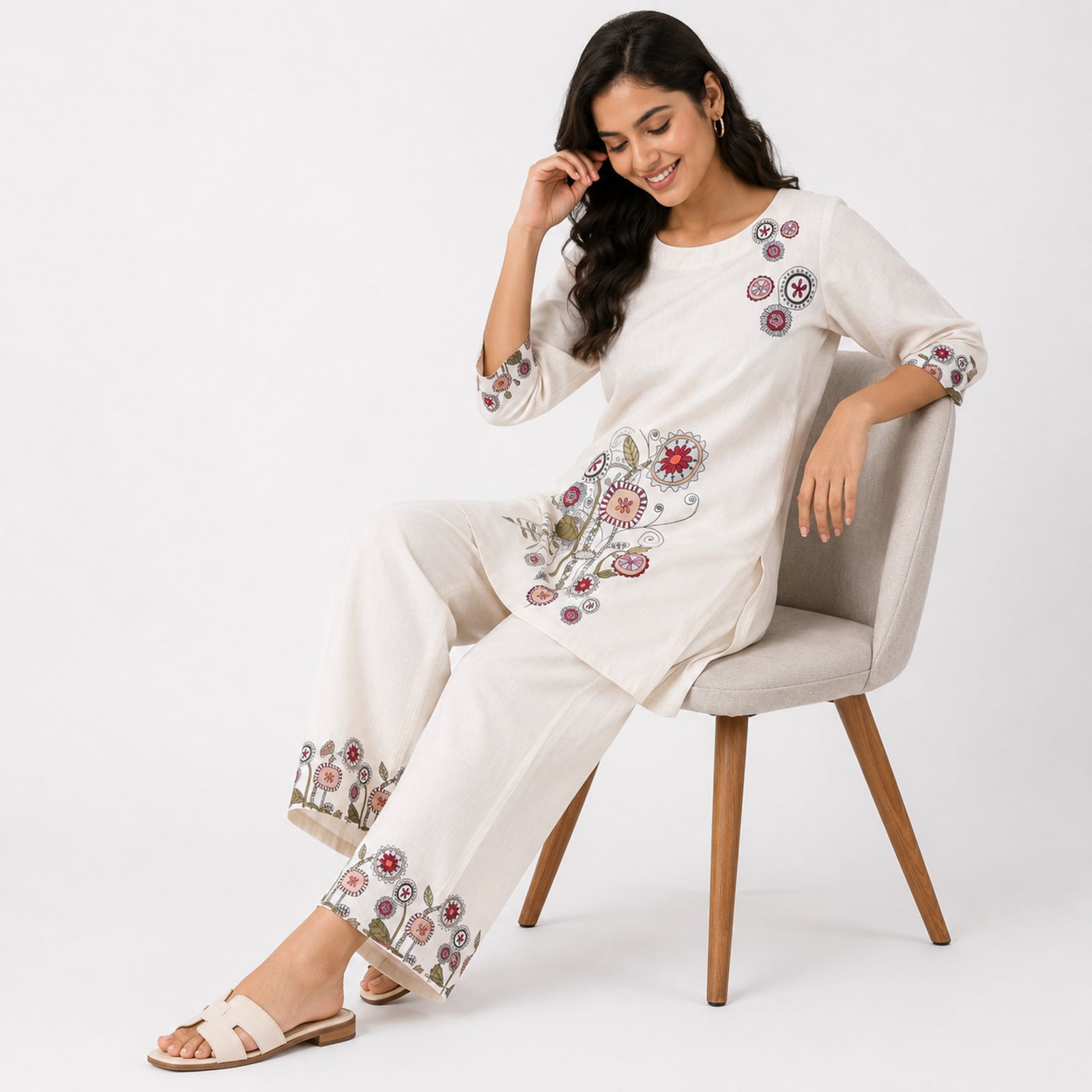 Women's Elegant Whimsical Floral Printed Beige Kurta and Palazzo Set-4